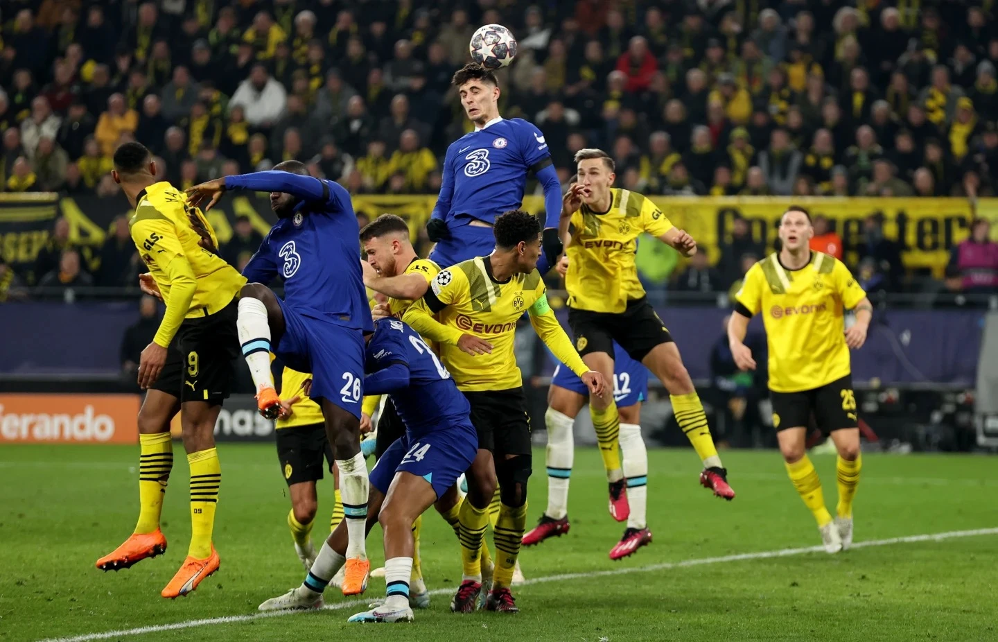 Foto: Chelsea Tahan Imbang 1-1 Borussia Dortmund di Laga Pramusim | Pifa Net