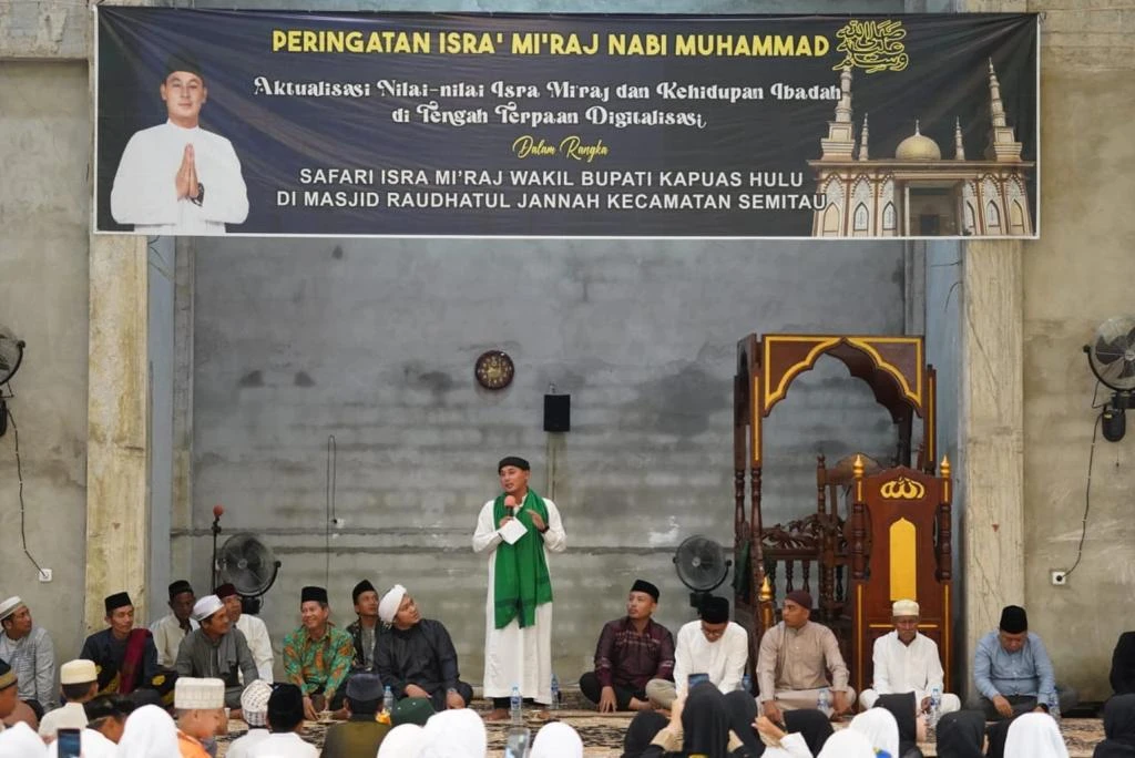 Foto: Wabup Kapuas Hulu Hadiri Safari Isra Mi’raj Nabi Muhammad SAW di Masjid Raudhatul Jannah | Pifa Net