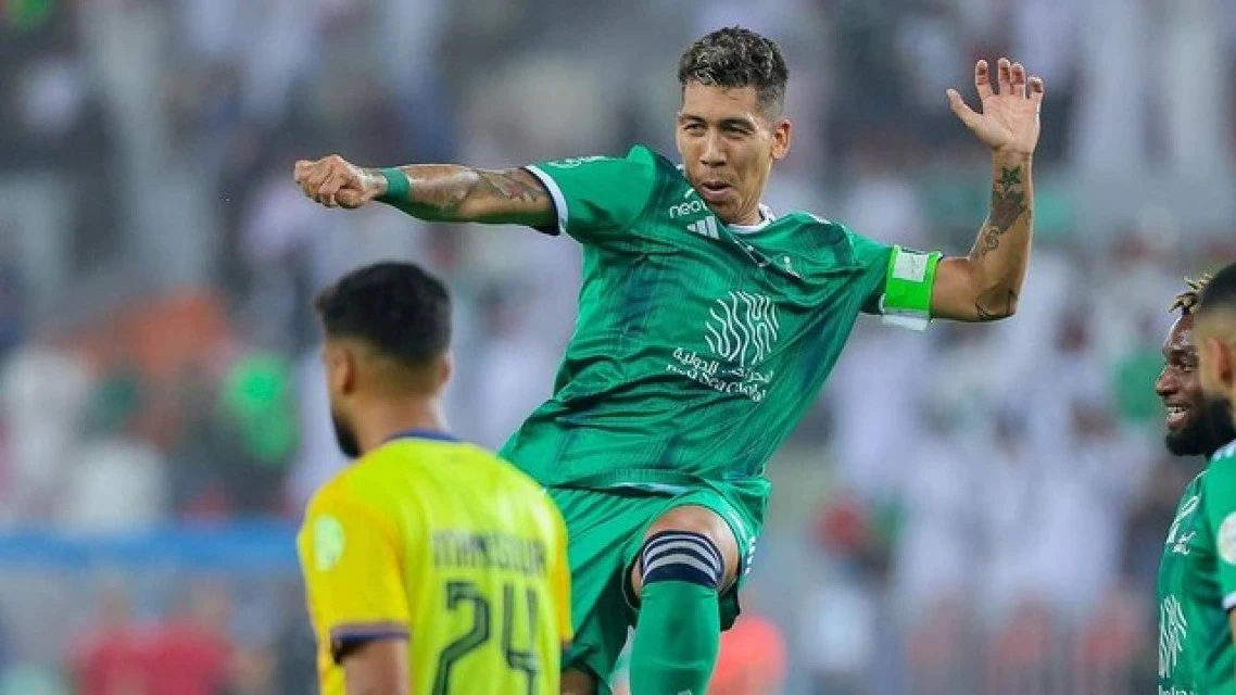 Foto: Firmino Cetak Hattrick, Al Ahli Menang 3-1 Lawan Al Hazm | Pifa Net