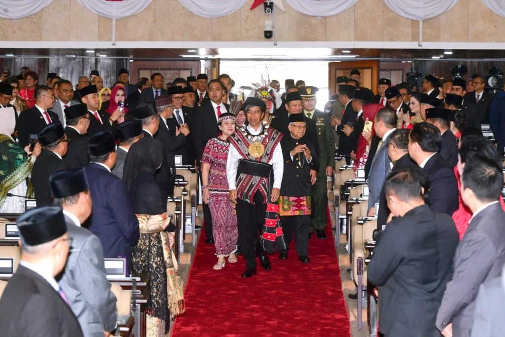 Foto: Jokowi Tegaskan Pentingnya Seorang Pemimpin Miliki Kepercayaan Publik | Pifa Net