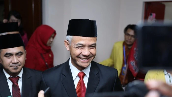 Foto: Survei Litbang Kompas Elektabilitas Naik dan Ungguli Capres Lainnya, Ganjar Ingatkan Jangan Saling Ejek | Pifa Net