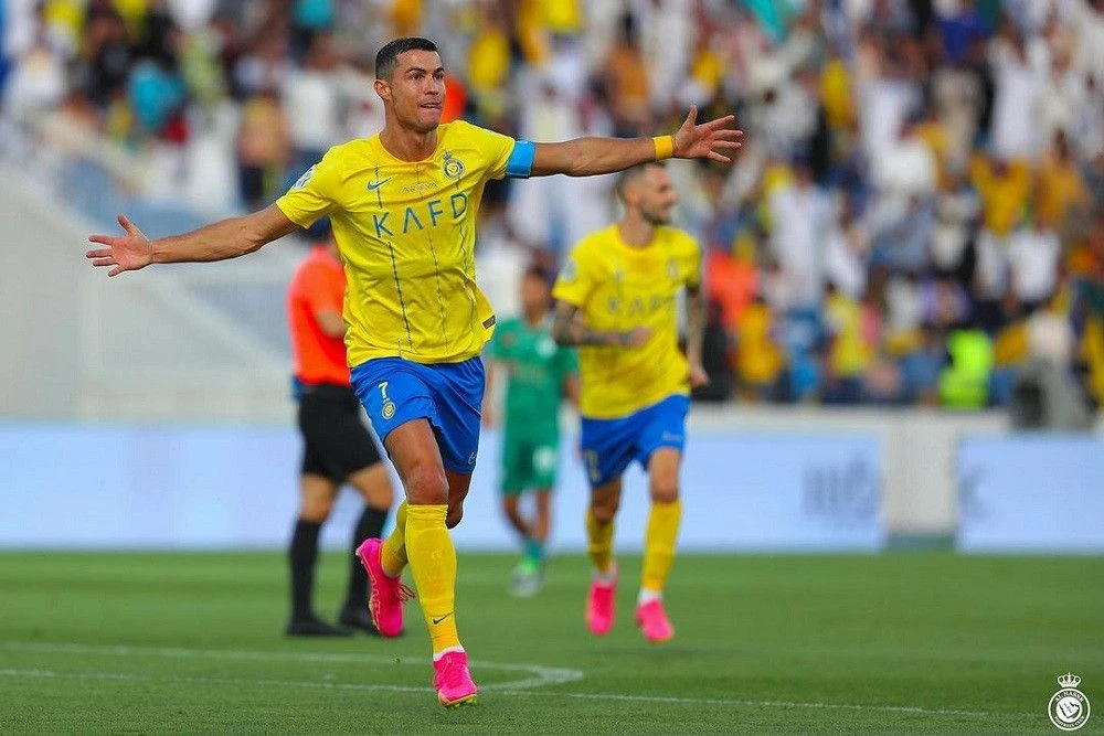 Foto: Ronaldo Gendong Al Nassr ke Fase Grup Liga Champions Asia 2023/2024 | Pifa Net