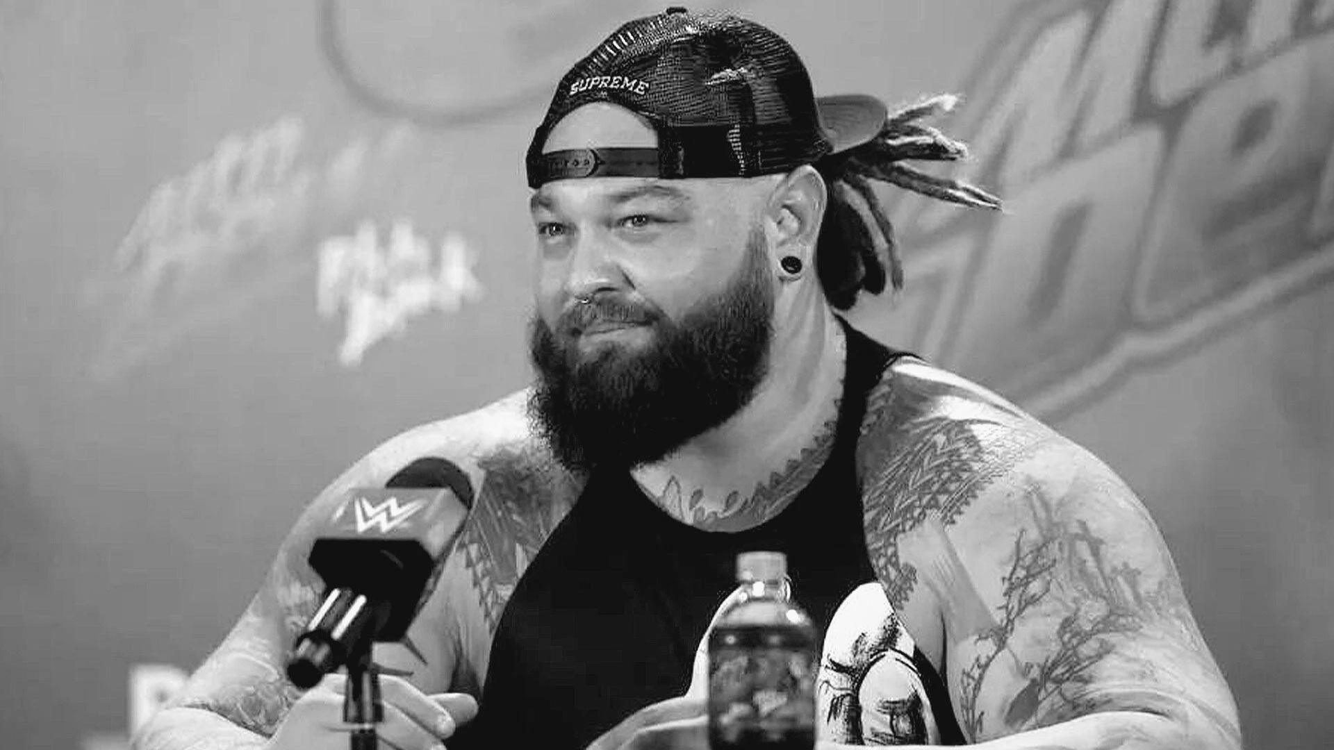Mantan juara WWE Bray Wyatt diberitakan meninggal dunia, ia tutup usia di umur yang masih muda 36 tahun. (IGN)