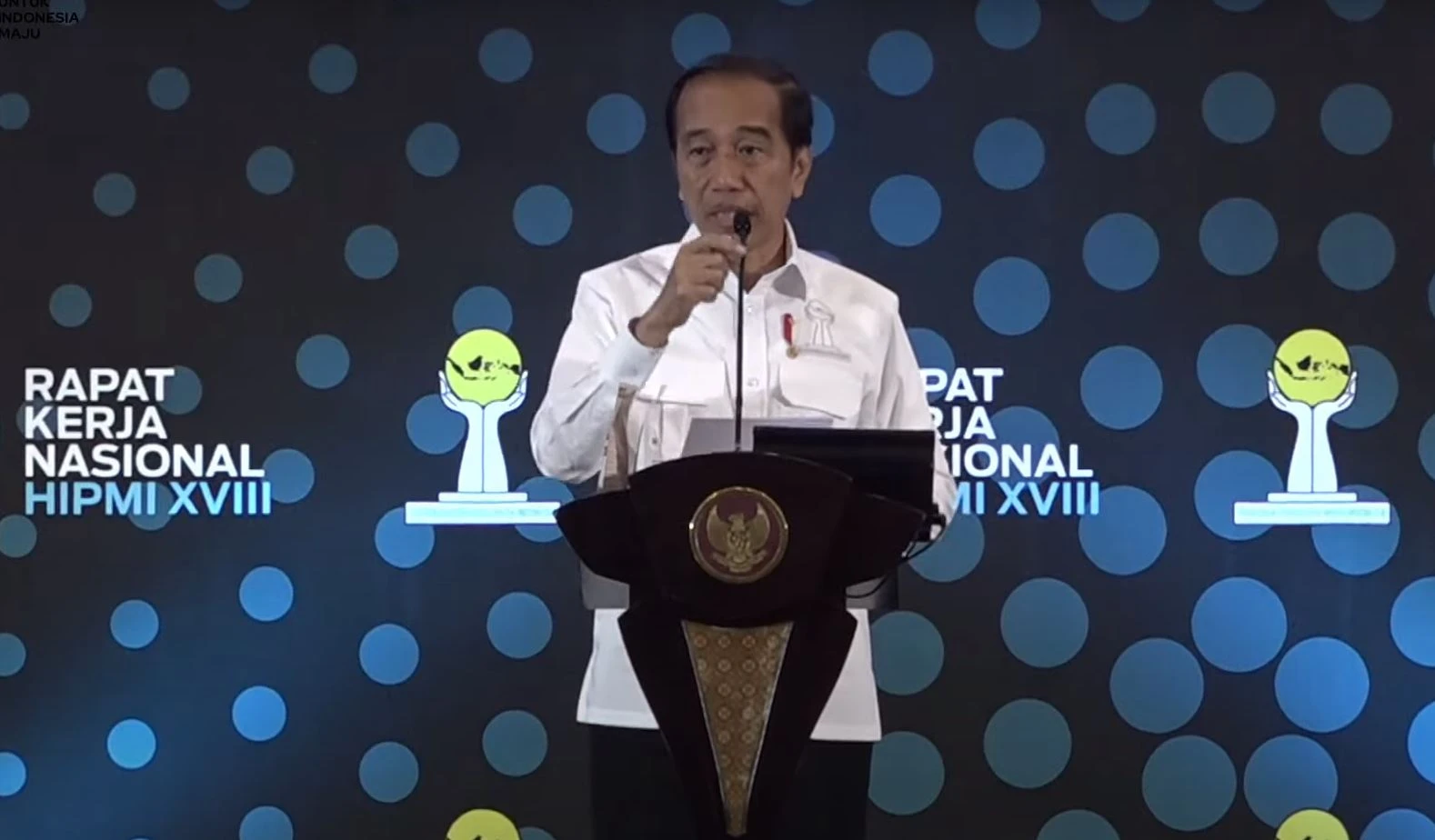 Presiden Jokowi saat membuka Rapat Kerja Nasional (Rakernas) XVIII Himpunan Pengusaha Muda Indonesia (HIPMI) Tahun 2023. (Setkab RI)
