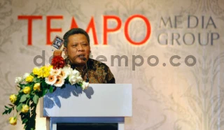 Bupati Kubu Raya Muda Mahendrawan meraih penghargaan sebagai Bupati Berprestasi dari Tempo, didapuk sebagai