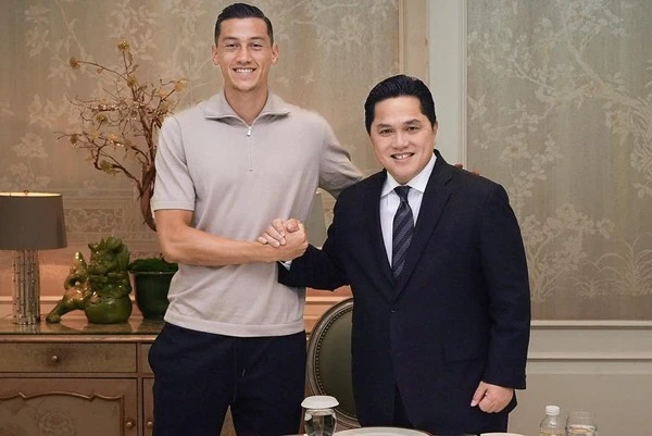 Foto: Jay Idzes, Bek Tangguh Berdarah Belanda Siap Perkuat Timnas Indonesia | Pifa Net