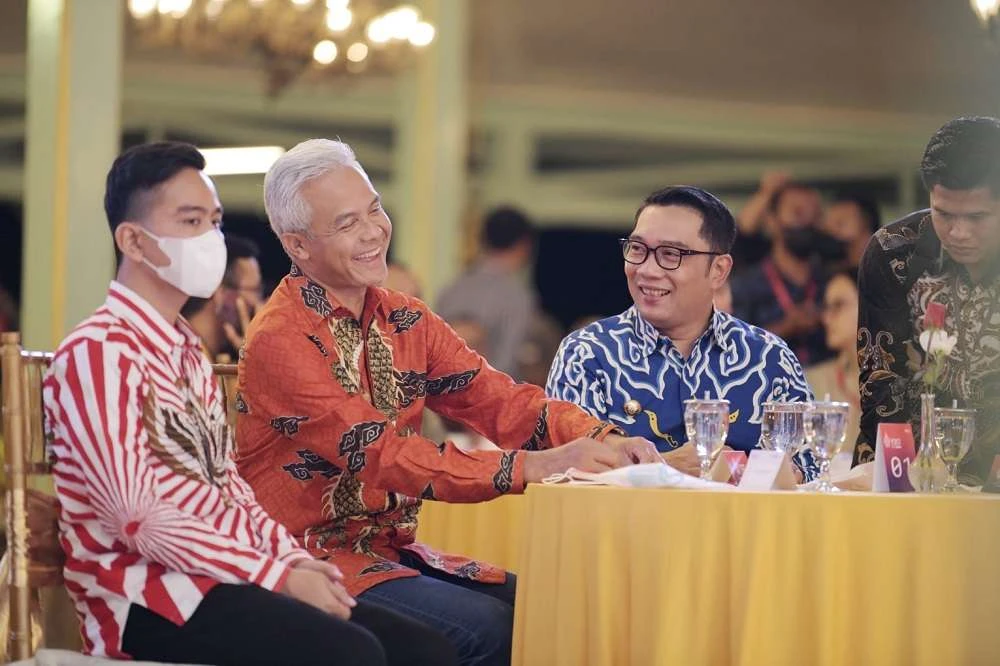 Foto: PDIP Ungkap Ridwan Kamil Masuk dalam Daftar Kandidat Cawapres 2024, Bakal Duet Ganjar-RK? | Pifa Net