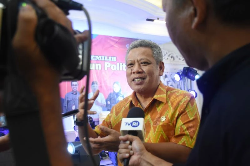 Foto: Tahun Politik, Bupati Muda Dorong Pemuda Manfaatkan Medsos untuk Edukasi | Pifa Net