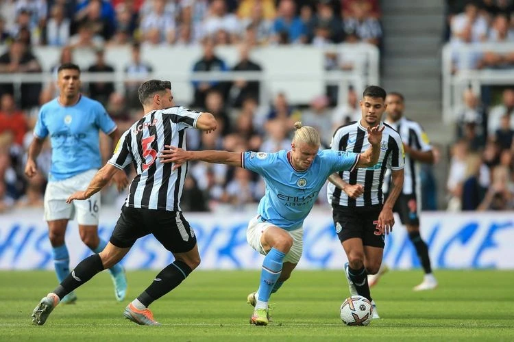 Jadwal Carabao Cup 2023/2024 putaran ketiga, laga seru Newcastle United vs Manchester City. (AFP)