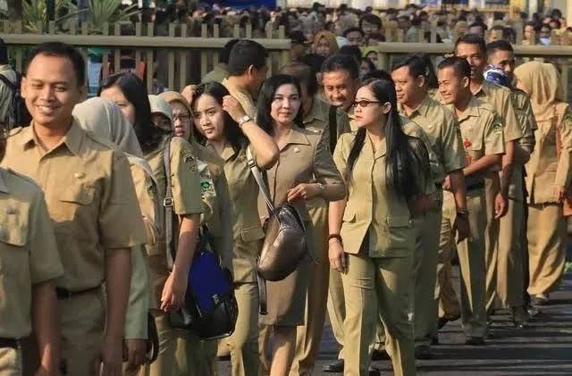 Foto: Ini Skema Baru Gaji PNS & PPPK Jika RUU ASN Sudah Disahkan  | Pifa Net