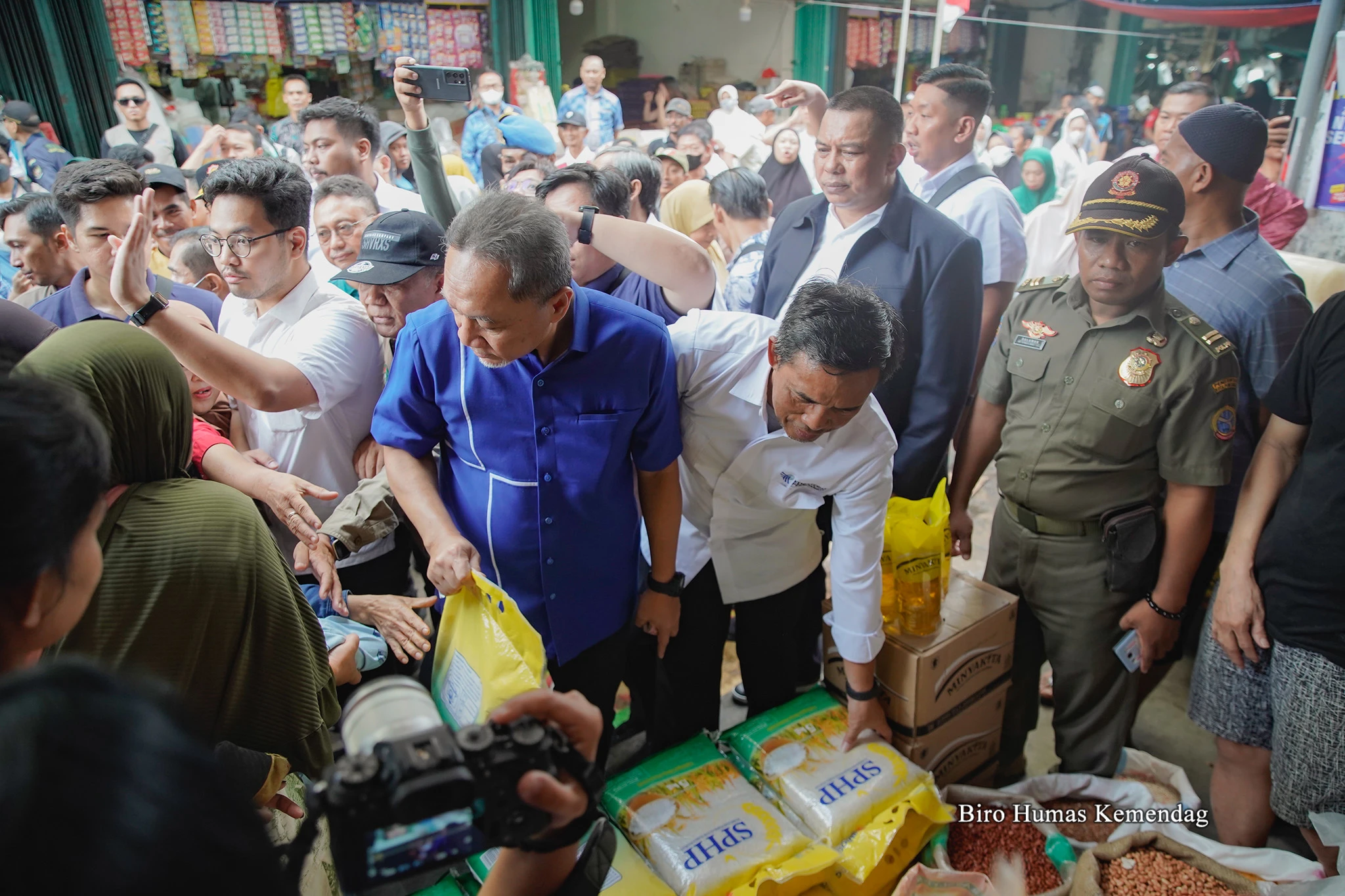 Foto: Menteri Perdagangan Pastikan Stok Beras Kalbar Aman | Pifa Net
