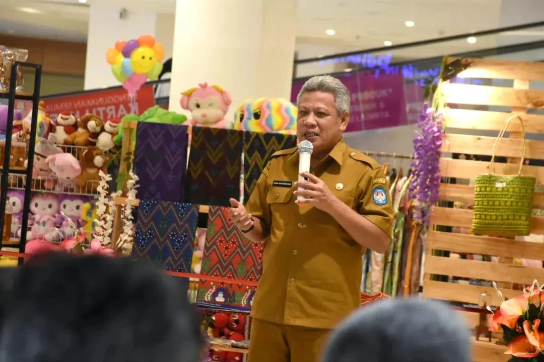 Foto: Promosikan Produk Lokal, Muda Mahendrawan Luncurkan Pojok UMKM di Mal Transmart Kubu Raya | Pifa Net