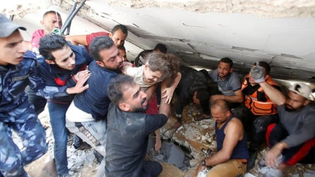 Foto: Puluhan Ribu Warga Palestina Terjepit dalam Dampak Perang Israel-Palestina | Pifa Net
