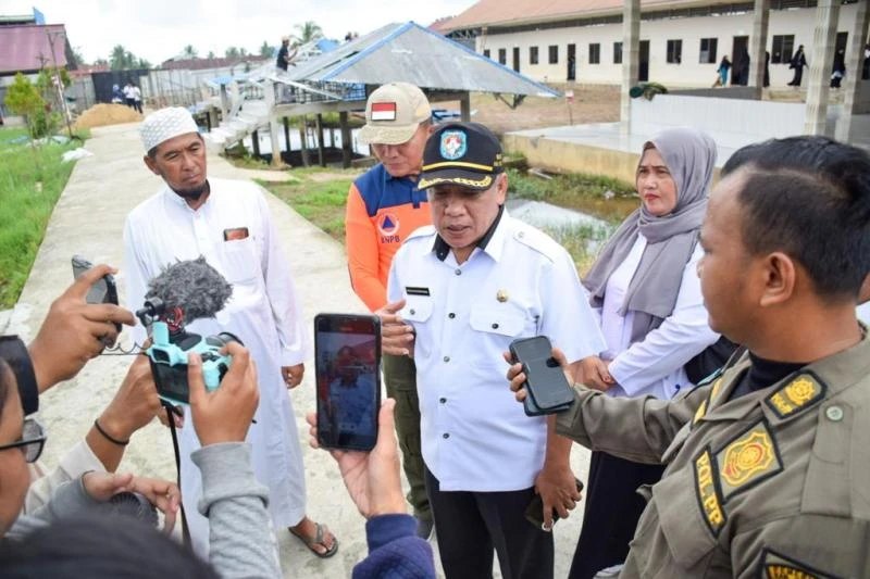 Foto: Peduli Santri dan Fasilitasnya, Bupati Muda akan Data Ponpes yang Rusak dan Kebut Renovasi 2024 | Pifa Net