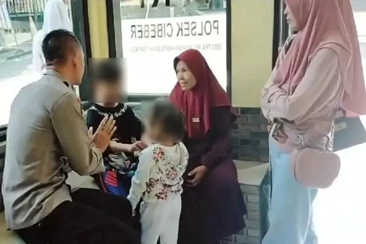 Foto: Viral Video Bocah 7 Tahun Laporkan Ibu ke Polisi Gegara Tak Diberi Uang Rp100 Ribu untuk Beli Burung | Pifa Net