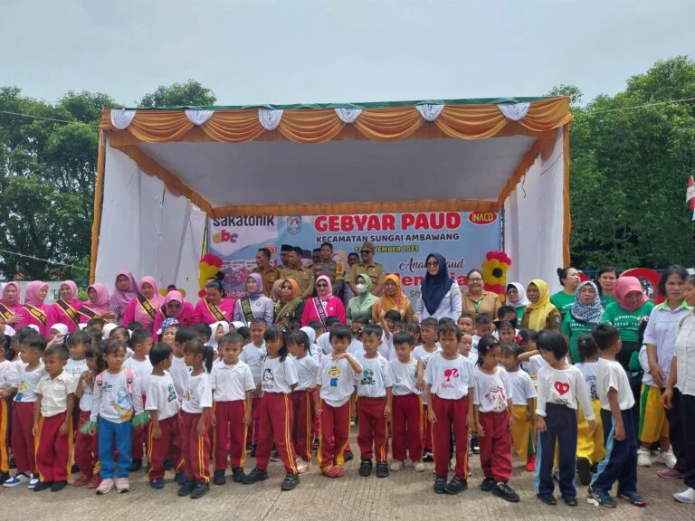 Foto: Buka Gebyar PAUD, Bupati Muda: Bangun Bahagia Sejak Usia Dini | Pifa Net