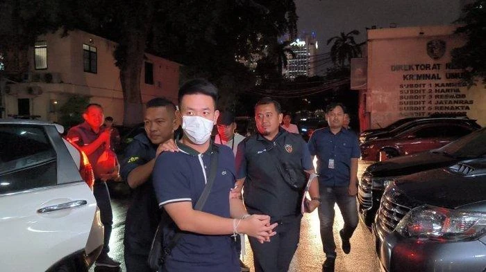 Pelaku penipuan dan penggelapan mobil artis Jessica Iskandar ternyata kabur ke tiga negara sebelum ditangkap di Thailand. (Tribunnews.com/Abdi Ryanda Shakti)