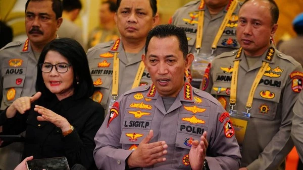 Foto: Kapolri Buka Suara soal Firli Bahuri yang Belum Ditahan Meski Jadi Tersangka Pemerasan | Pifa Net