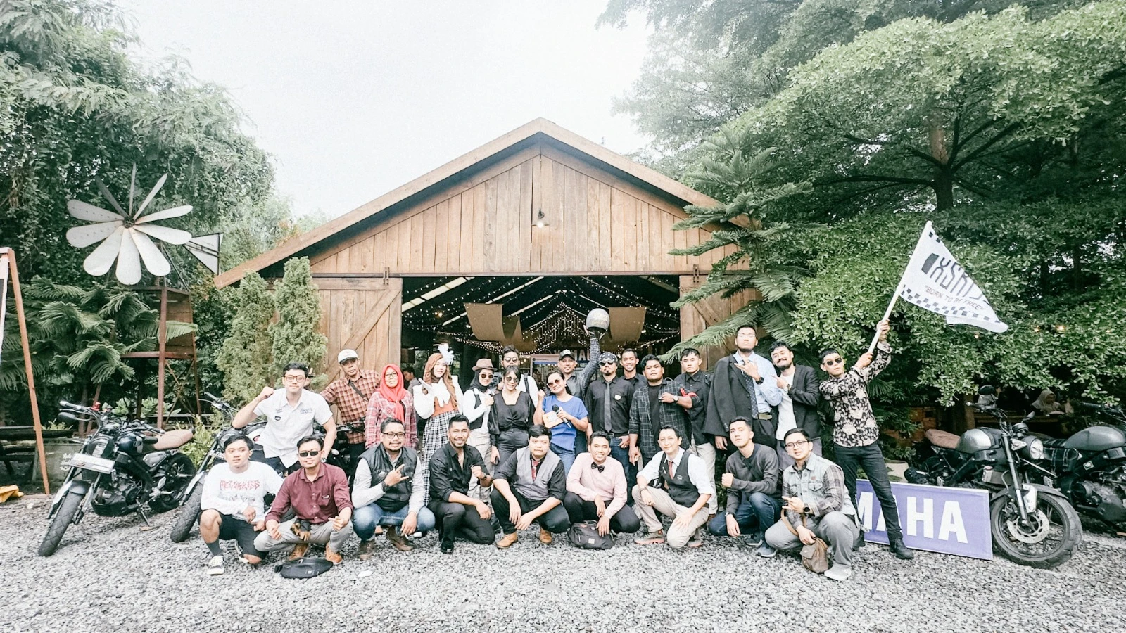 Puluhan bikers menjajal XSR 155 Motoride di Surabaya. (Dok. Yamaha)