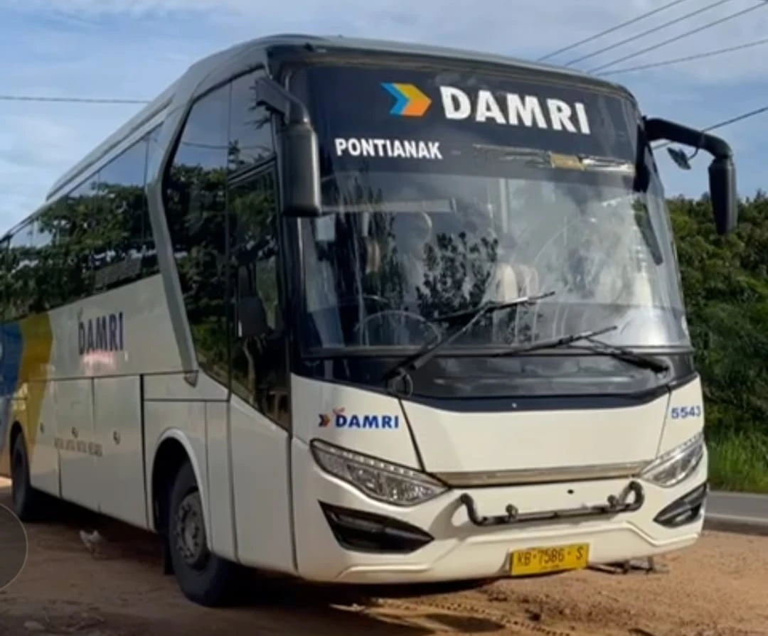 Foto: Damri Minta Maaf dan Selidiki Kejadian Bus Habis Bahan Bakar | Pifa Net