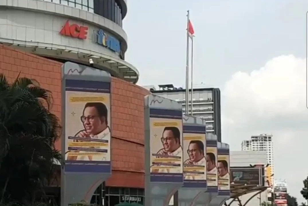 Foto: Videotron Anies Baswedan di Bekasi Mendadak Diturunkan, Nasdem: Sungguh Ironis | Pifa Net