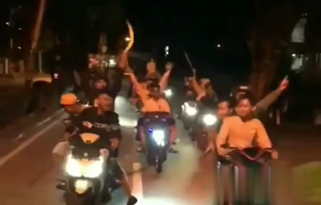 Geng Bonpeace, anggotanya bocah-bocah konvoi bawa sajam di Pontianak. (Dok. Istimewa)