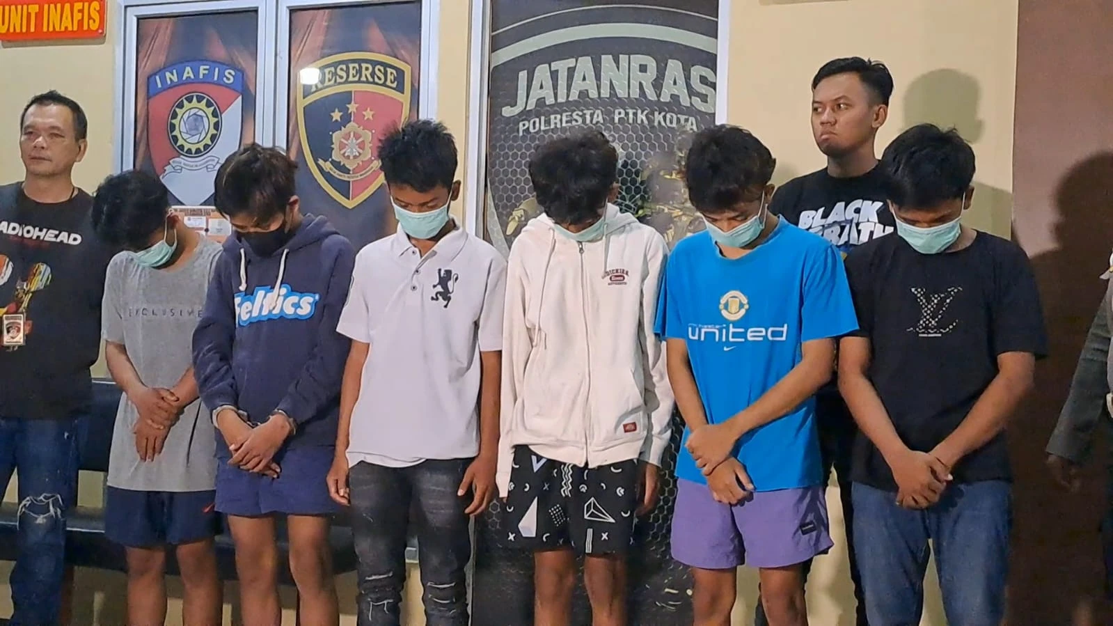 Foto: Bocil Bersenjata Tajam Penyerang Warkop di Tanjung Hulu Diringkus Polisi | Pifa Net