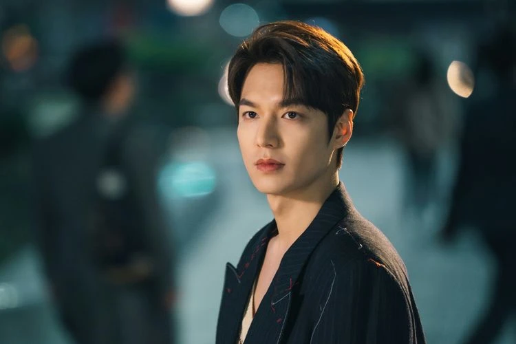 Lee Min Ho menjadi aktor Korea Favorit selama 11 tahun berturut-turut. (Netflix, The King Eternal Monarch)