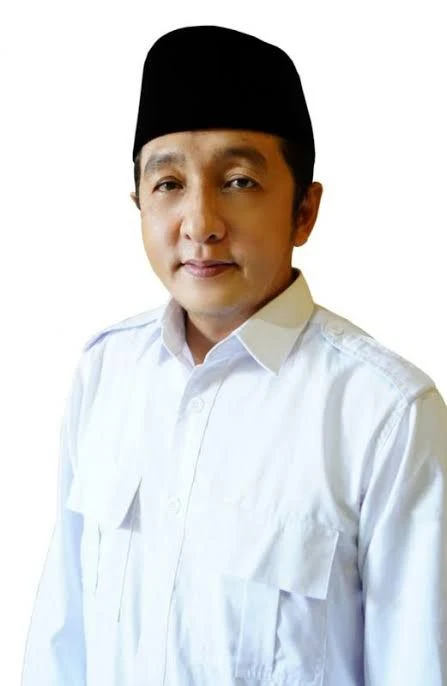 Foto: Yuliansyah Ajak Masyarakat Kalbar Bersatu Pasca Putusan MK | Pifa Net