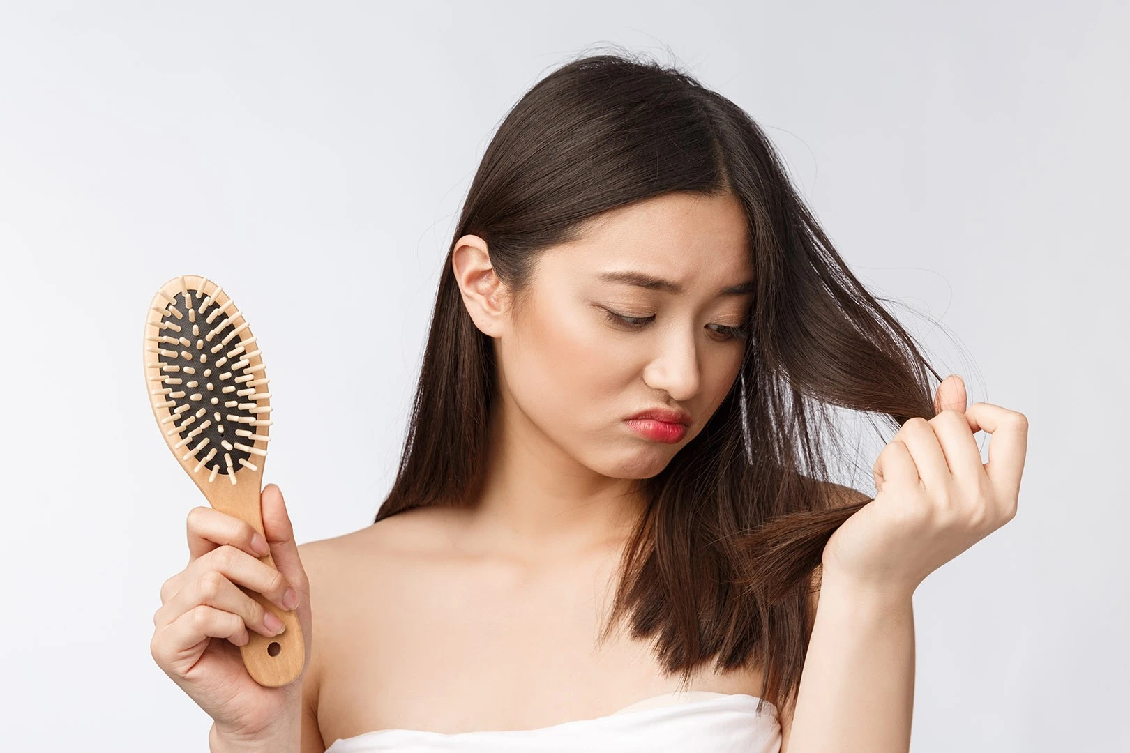 Foto: Rambut Rontok Parah, Kamu Mungkin Kurang Konsumsi Vitamin ini | Pifa Net