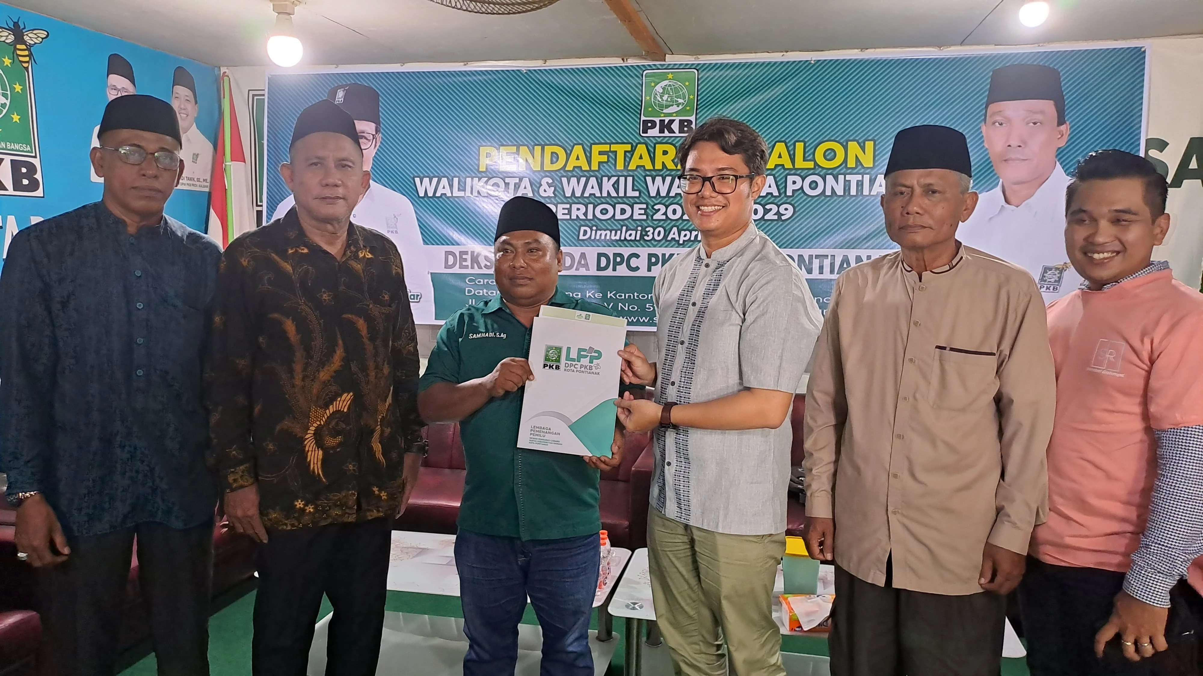 Akbar Rahmad Putra daftar Pilwako Pontianak 2024 lewat PKB. (Dok. Istimewa)
