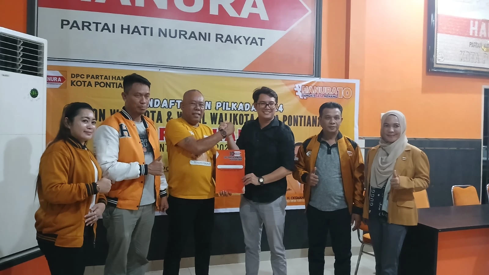 Foto: Penjaringan Pilwako Pontianak, Ketua Hanura Sebut Akbar Rahmad Putra Berpotensi Diusung | Pifa Net