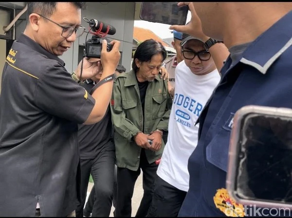 Foto: Kronologi Epy Kusnandar 'Kang Mus Preman Pensiun' Ditangkap Terkait Kasus Konsumsi Ganja | Pifa Net