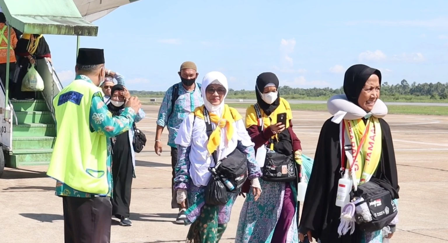 Foto: Calon Jemaah Haji di Kubu Raya 325 Orang, Termuda 22 Tahun dan Tertua 96 Tahun | Pifa Net
