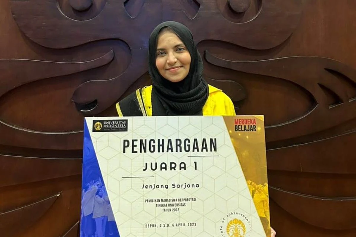 Mahasiswi UI yang menerbitkan 13 Jurnal Ilmiah di Scopus, Shakira Amirah. (Dok. Istimewa)