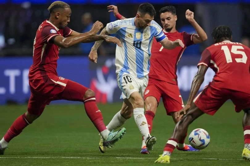 Foto: Meski Tak Cetak Gol, Bang Messi Ikut Kalahkan Kanada 2-0 di Laga Perdana Copa America 2024 | Pifa Net