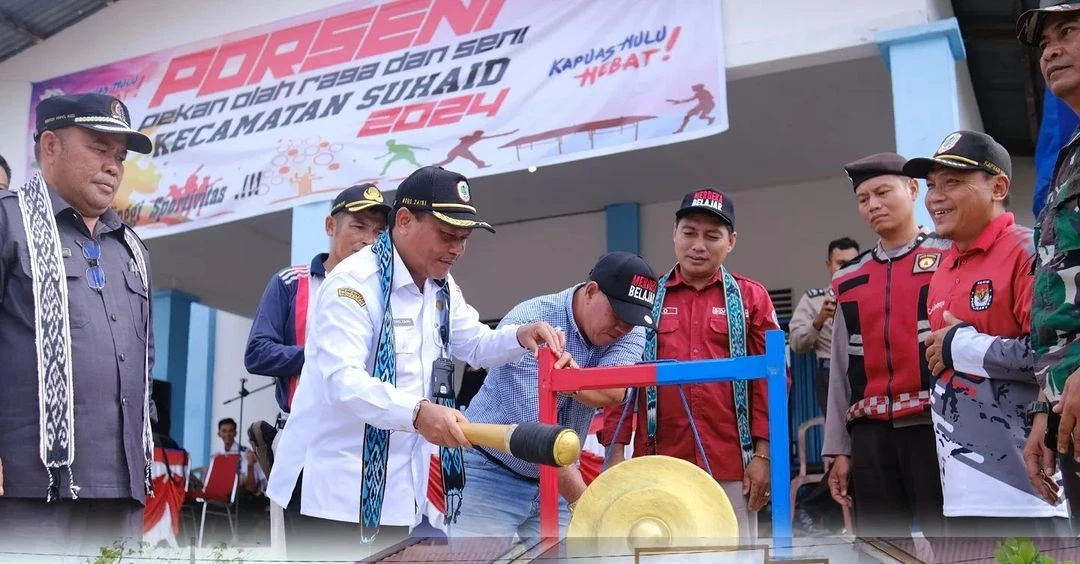 Foto: Sekda Kapuas Hulu Buka Porseni Tingkat Kecamatan Suhaid Tahun 2024 | Pifa Net