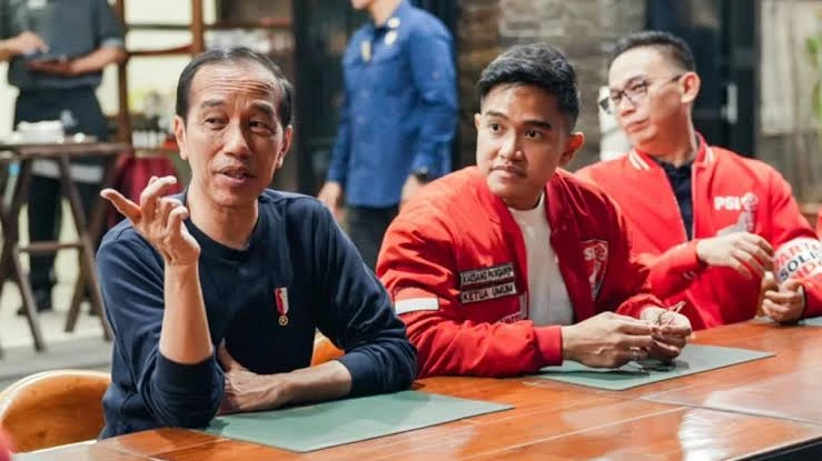 Presiden Jokowi bersama putra bungsunya, Kaesang. (Dok. Istimewa)