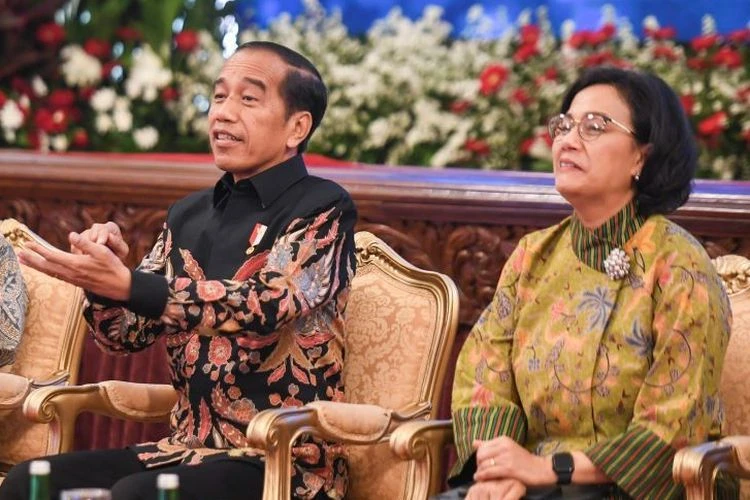 Foto: Jokowi Panggil Sri Mulyani dkk untuk Rapat Darurat Terkait Anjloknya Nilai Rupiah | Pifa Net