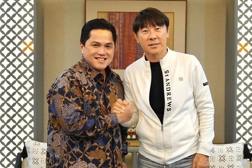 PSSI menaikkan gaji Coach Shin Tae-yong yang dikontrak hingga 2027. (Instagram @erickthohir)
