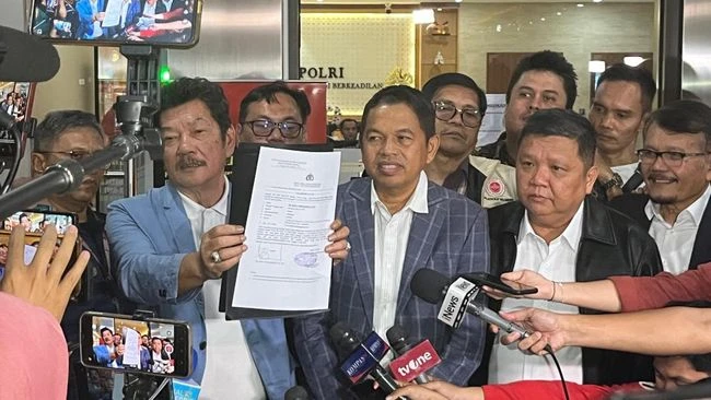 Keluarga terpidana kasus pembunuhan Vina melaporkan saksi atas dugaan keterangan palsu. (Detikcom))