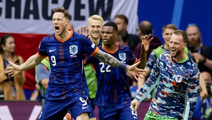 Foto: Weghorst Beri Kemenangan di Menit Akhir untuk Belanda | Pifa Net