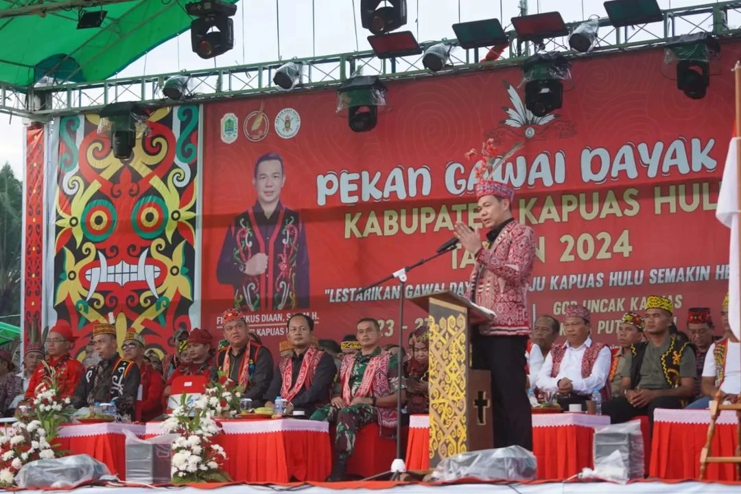 Foto: Bupati Kapuas Hulu: Pekan Gawai Dayak sebagai Warisan Budaya yang Berharga | Pifa Net