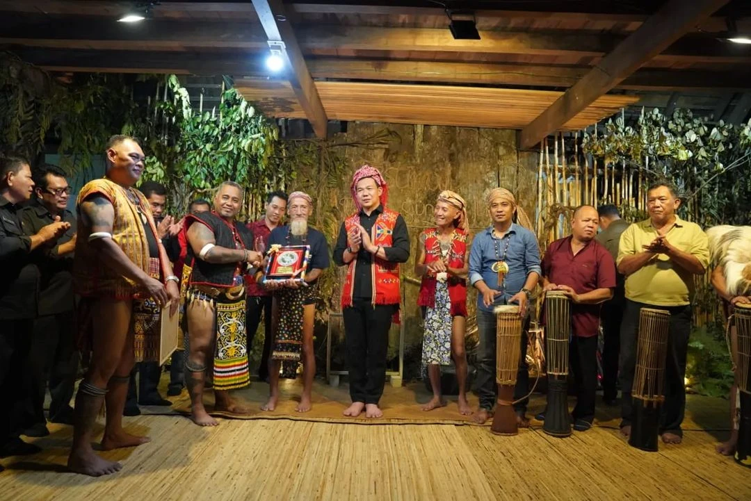 Foto: Fransiskus Diaan Ungkap Dampak Positif Festival Rimba II Sungai Utik | Pifa Net
