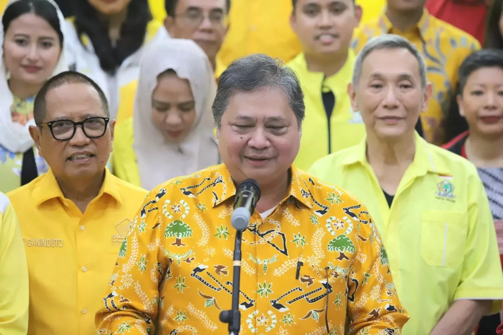 Foto: Airlangga Hartarto Sebut Mundur dari Jabatan Ketua Umum  Golkar Demi Menjaga Keutuhan Partai | Pifa Net