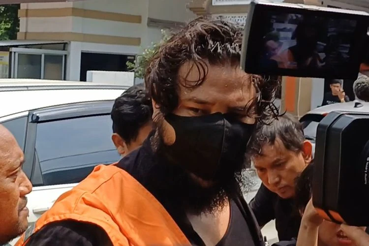 Foto: Ammar Zoni Dituntut 12 Tahun Penjara, Terlibat Peredaran Gelap Narkoba | Pifa Net