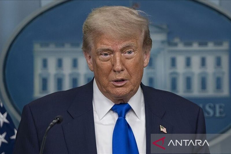Arsip foto - Presiden Amerika Serikat Donald Trump mengadakan konferensi pers di Gedung Putih Washington DC, Amerika Serikat. ANTARA/Anadolu Ajensi/pri.