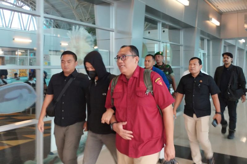 Foto: Buronan Korupsi Aplikasi Pariwisata Kaltara Ditangkap di Sulsel, Langsung Ditahan | Pifa Net