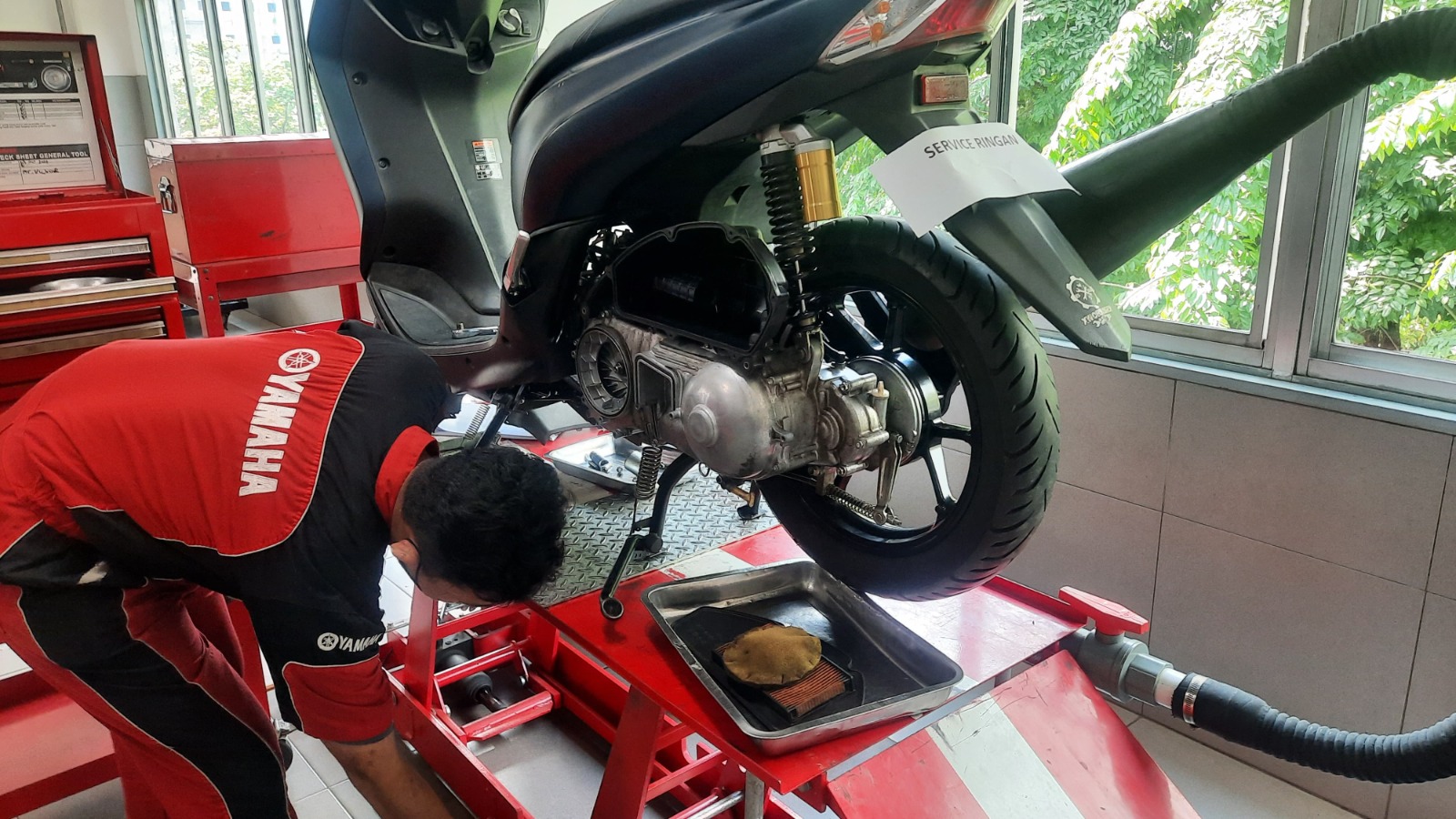 Foto: Motor Tetap Gaspol Usai Perjalanan Jauh, Ini Dia 7 Item yang Perlu Diperiksa dan Diservis Secara Rutin | Pifa Net