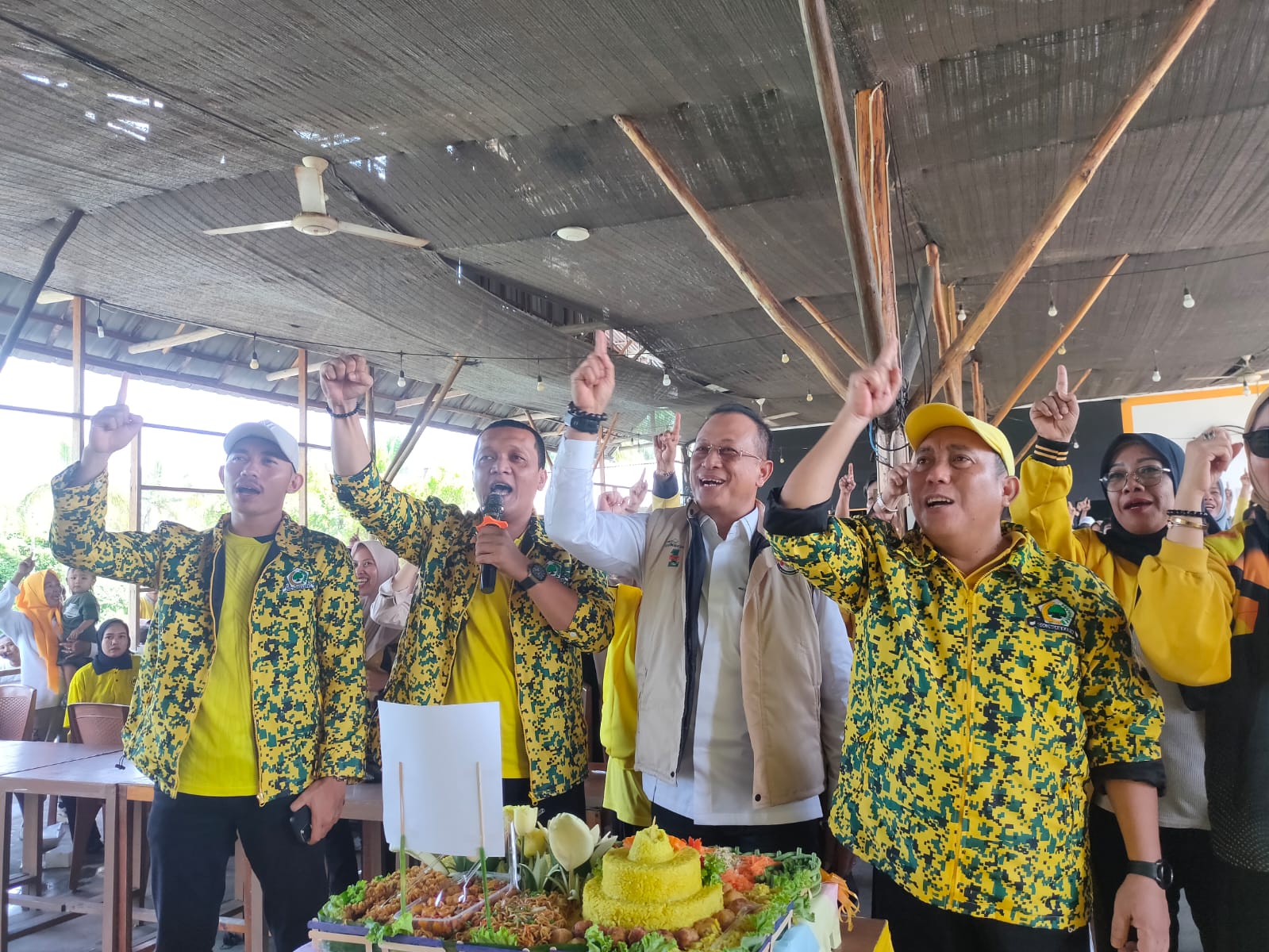 Foto: Sutarmidji Bawa Kalbar Menuju Kemajuan, Andry: Golkar Kubu Raya Akan Menangkan Nomor 1! | Pifa Net